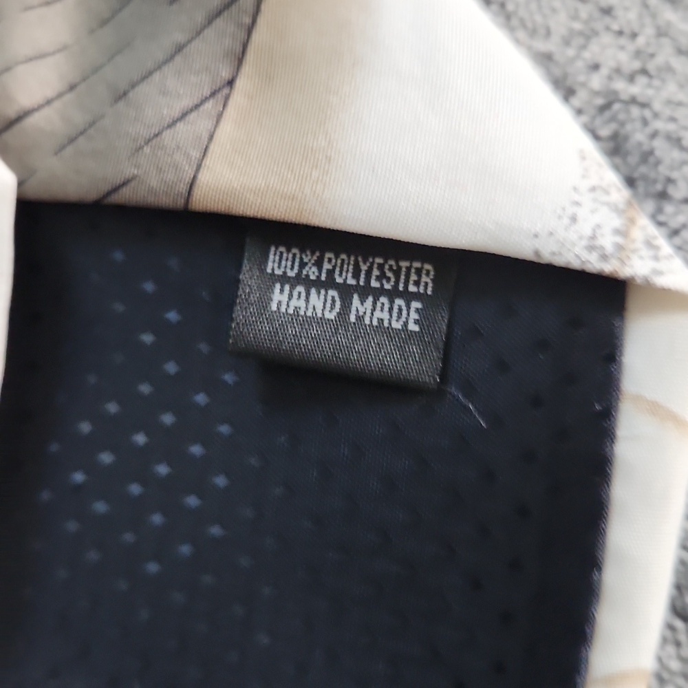 Parquet Holiday Tie - Picture 5 of 5